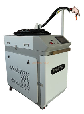 जंग हटाने के लिए निरंतर पोर्टेबल लेजर सफाई मशीन 1500W / 2000W