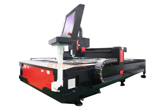 औद्योगिक विनिर्माण के लिए 1500*3000mm/2000mm*4000mm/2000mm*6000mm फाइबर लेजर कटिंग मशीन